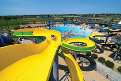 Photo of Apple Valley Family Aquatic Center Â© Northern Elements Photography, (Courtesy of Bonestroo)