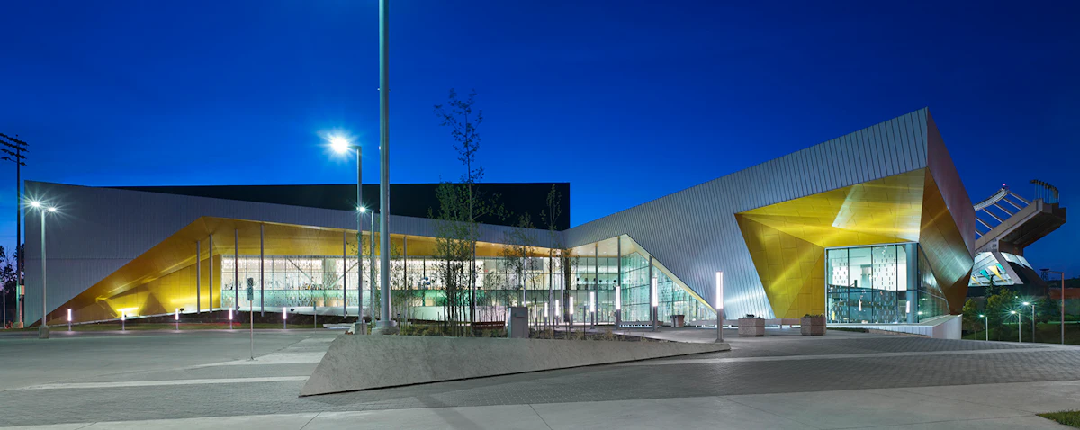 Merit Center 2013 Facilities of Merit: Commonwealth Community Recreation Centre ...