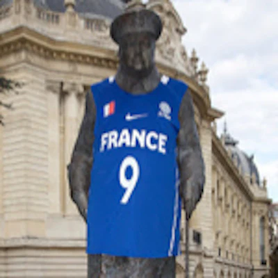 Churchill Statue Resize