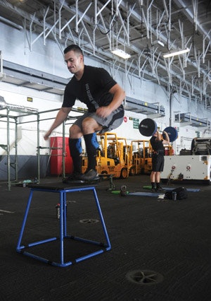 Branches of the armed forces have moved to incorporate more functional fitness training in recent years. [Photo by Petty Officer 3rd Class Alora Blosch]