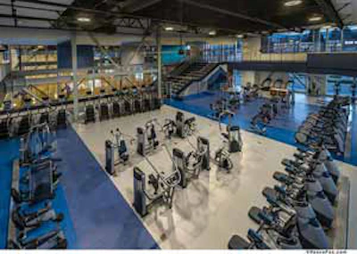 [Photos courtesy of WORTHGROUP Architects & Designers] Click here to see more