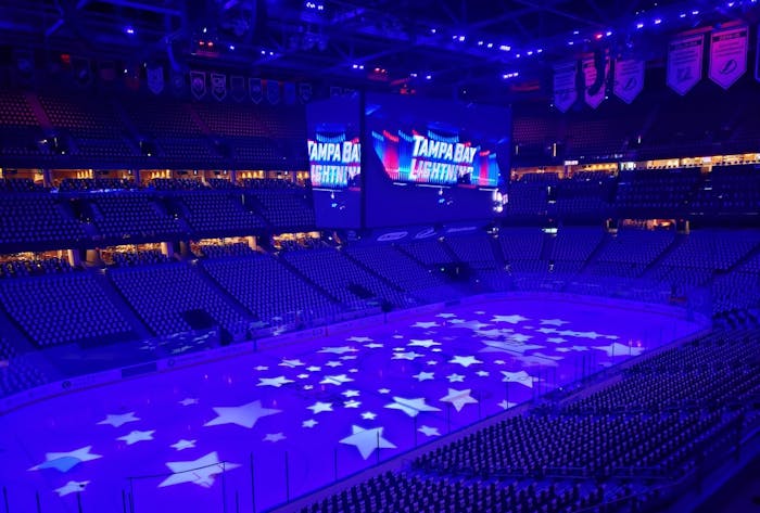 AMALIE Arena, home of the Tampa Bay Lightning, became the first NHL arena to install Eaton's new Ephesus Lumadapt Sports System, doing so prior to the 2018-2019 season.