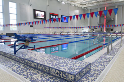 You can see the diving well incorporated into the far end of the pool. (Photo courtesy of Brinkley Sargent Wiginton)