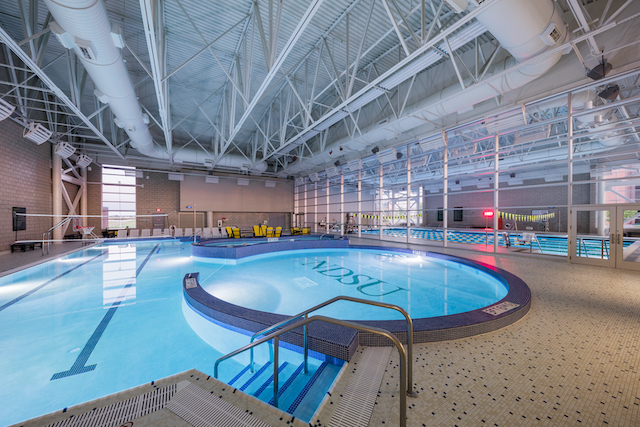 North Dakota State's Wallman Wellness Center offers an aquatics facility for swimmers and non-swimmers alike. [Photos by IRIS22 Productions LLC and Aquatic Design Group]