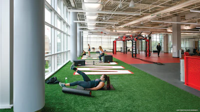 North Carolina State University’s Wellness and Recreation Center takes an indoor-outdoor approach to functional fitness.