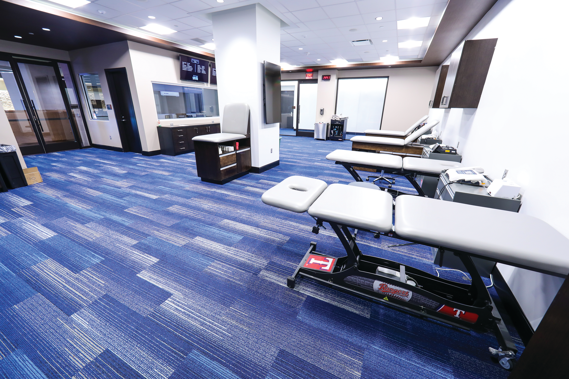 W20200520 Clubhouse Txr 9327