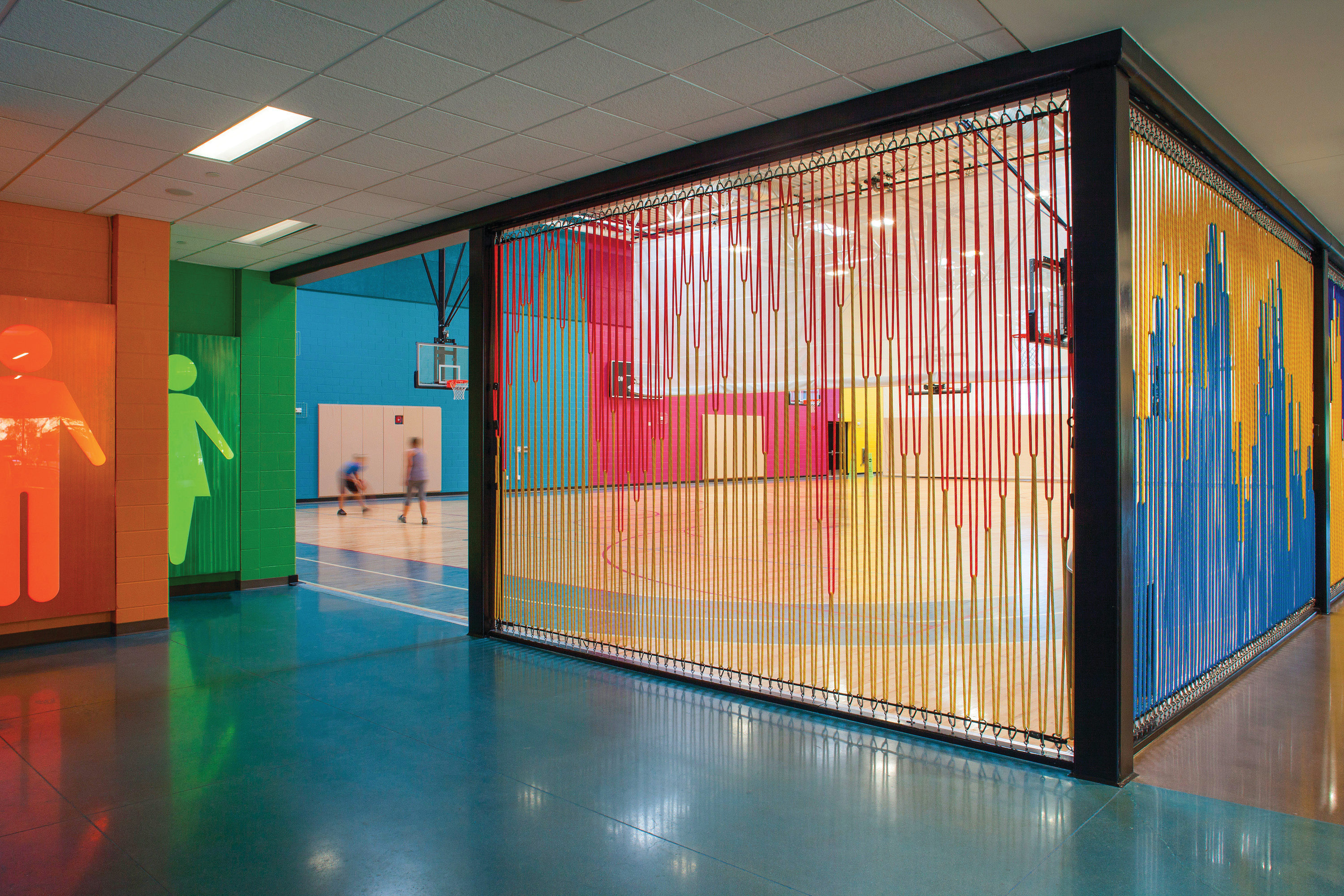 Moorhead Recreation Center’s Rope Wall Combines Transparency, Security