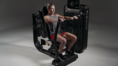 Webmatrix Mx24 Mdprod Itc2 Ultra G7 S13 02 Female Forward Motion Detail Front Angle