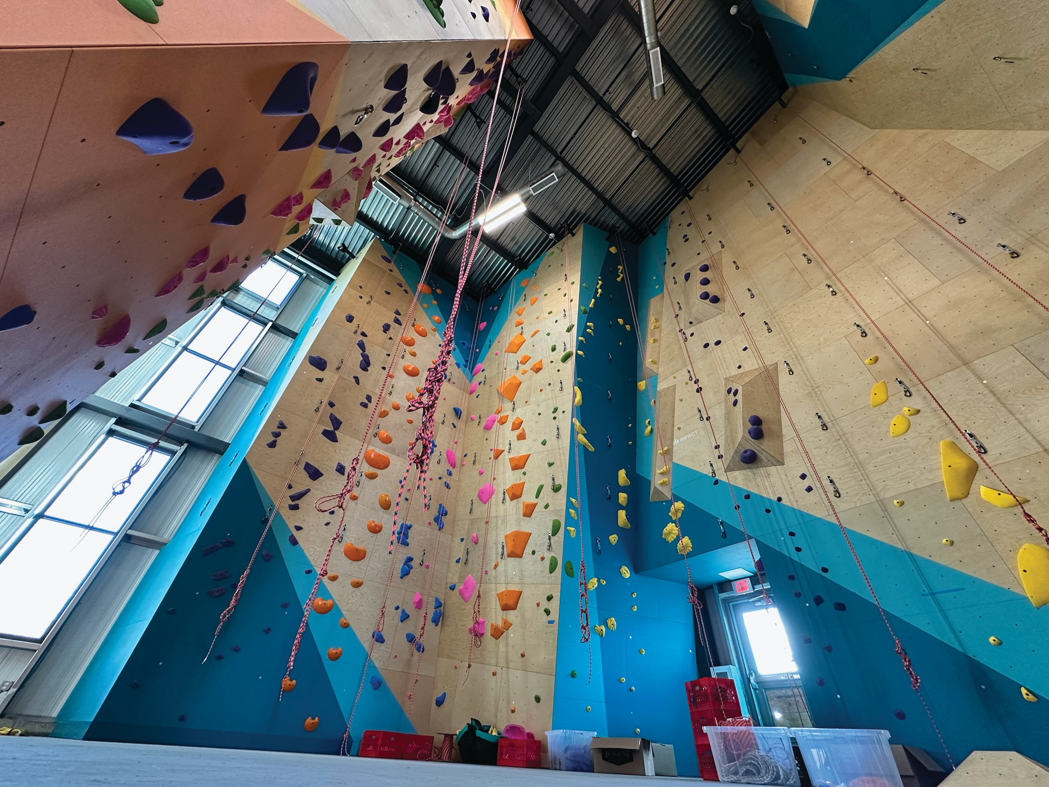 1 E 125 Ab Impact Climbing