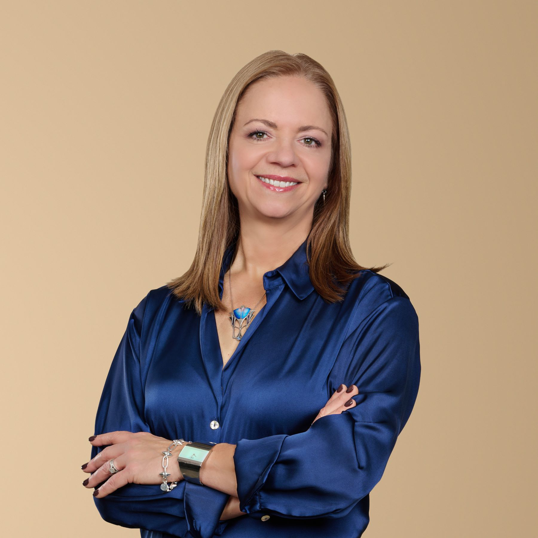 Lynn Reda Headshot