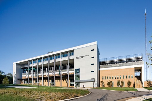 039A-613-AB_Loyola.jpg