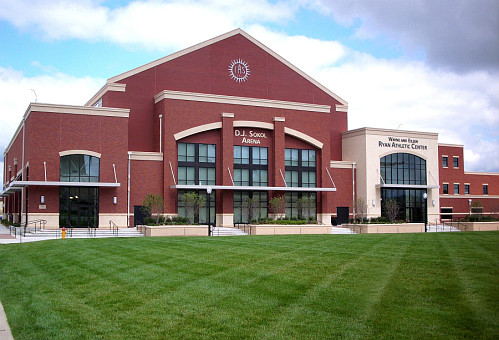 29.Creighton_700_2010.jpg