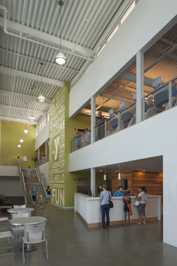 1179Weingart-LakewoodYMCA6_web.jpg