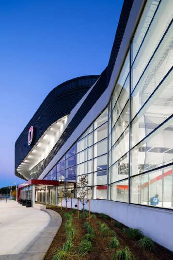 1185UnivNebraska_BaxterArena_PP2005_scrn_web.jpg