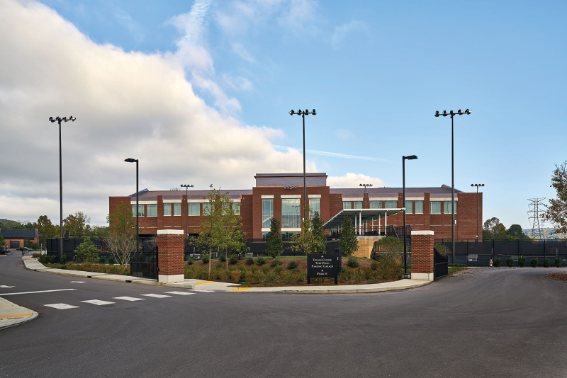 A1316-1-EnsworthTennis-Exterior-1_web.jpg