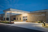 A1325_GSB-SHWC4014-Ext-Entrance_web.jpg