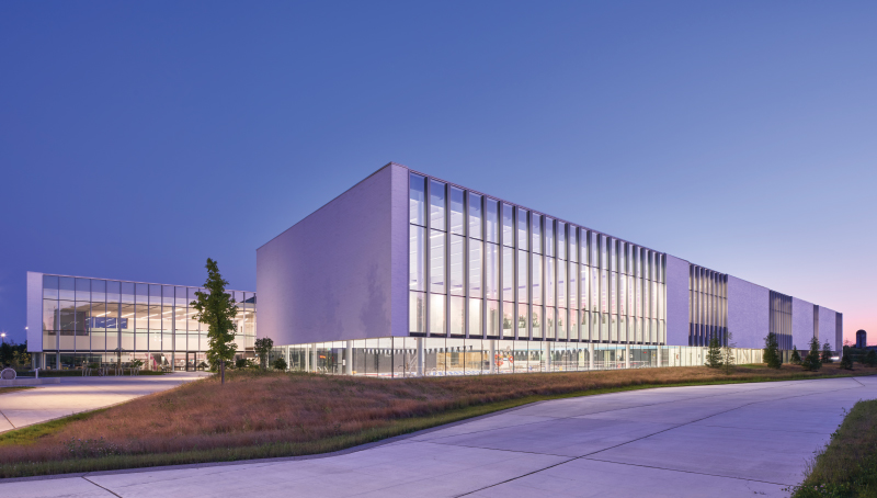 101-BostwickCC_Ext122_web.jpg
