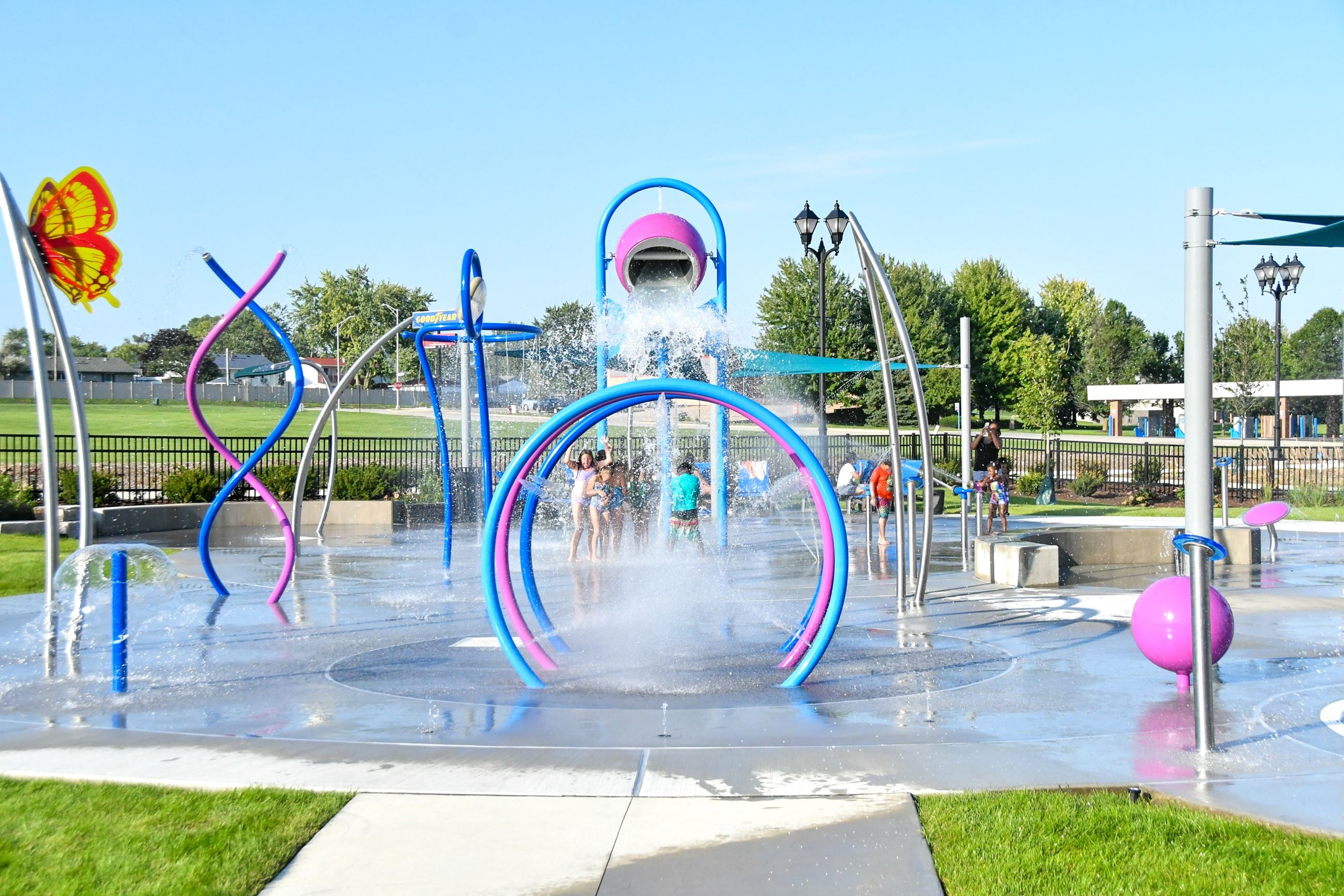 Romeoville Splash Pad Dumping Bucket