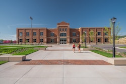 02 Uwl Fieldhouse Kz Main Entrance Day Highres
