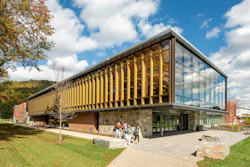 01 Qu Rec+wellness Center Primary Entrance From Quad