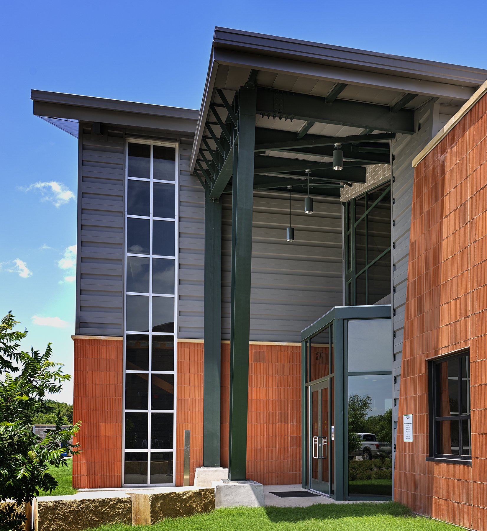 Photos by Charles David Smith, courtesy of Brinkley Sargent Wiginton Architects