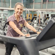 Tara Rouse, director of the Pearl River Community College Wellness Center, uses one of SportsArt’s ECO-POWR™ treadmills.