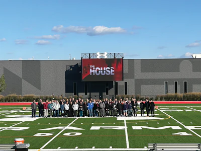 Ua Tour