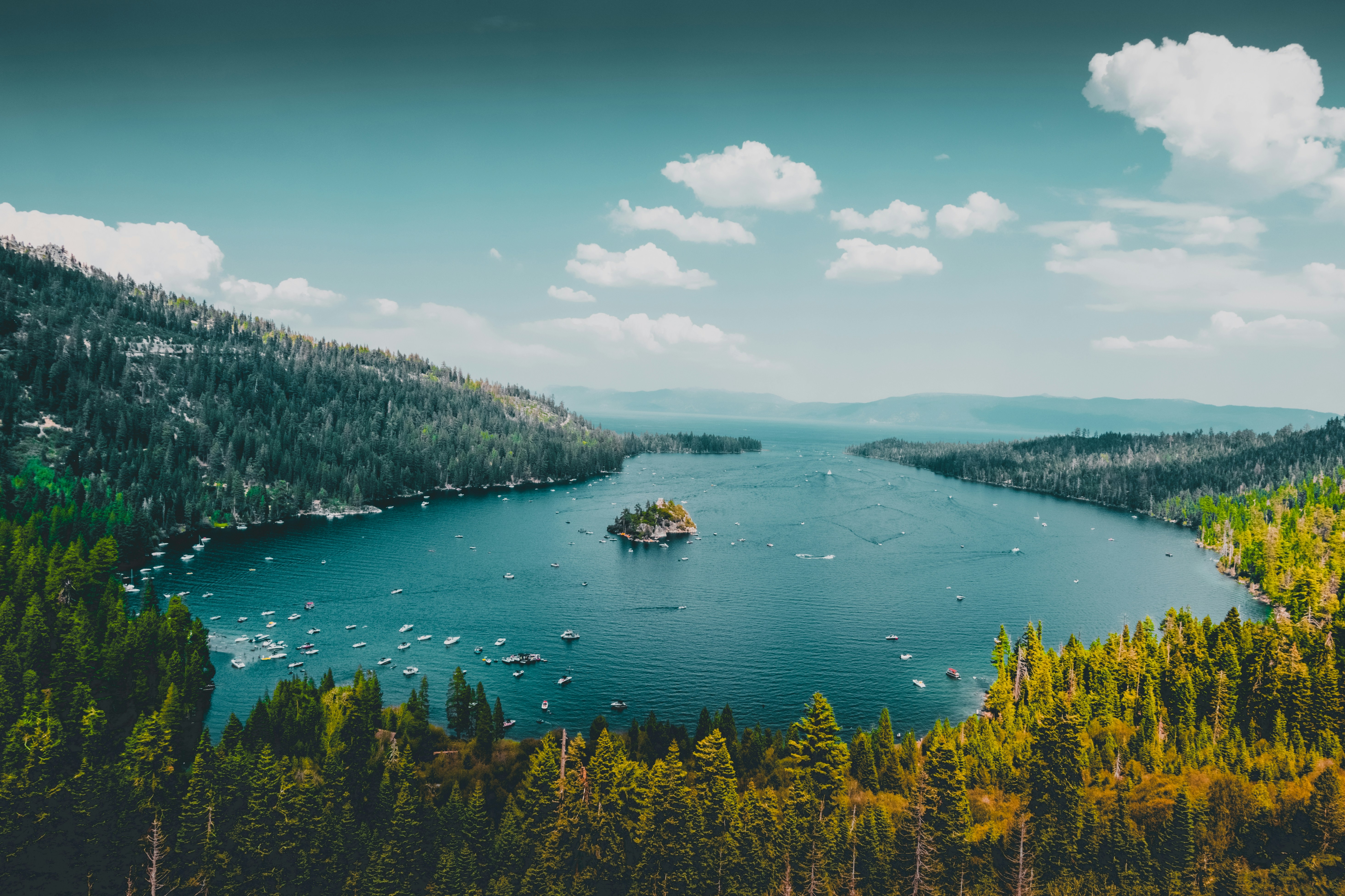 Photo by Fabian Quintero, Unsplash
