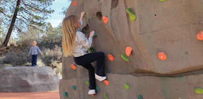 1 J 926 Ab Ep Climbing